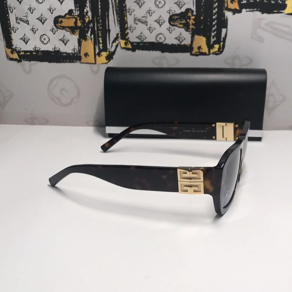 New Authentic Givenchy GV40036 U 52W Sunglasses – Havana/Blue